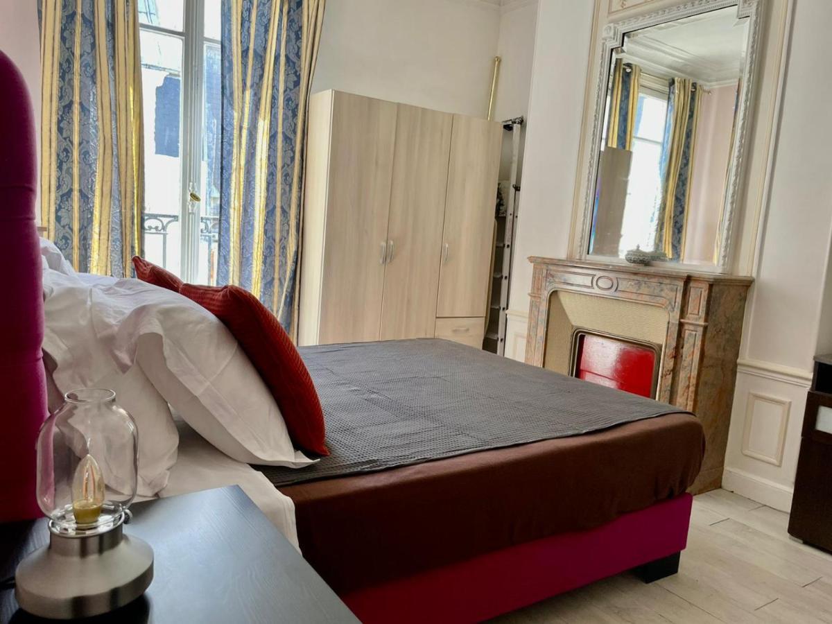 Haussmann Opera Penthouses 130m2 Parigi